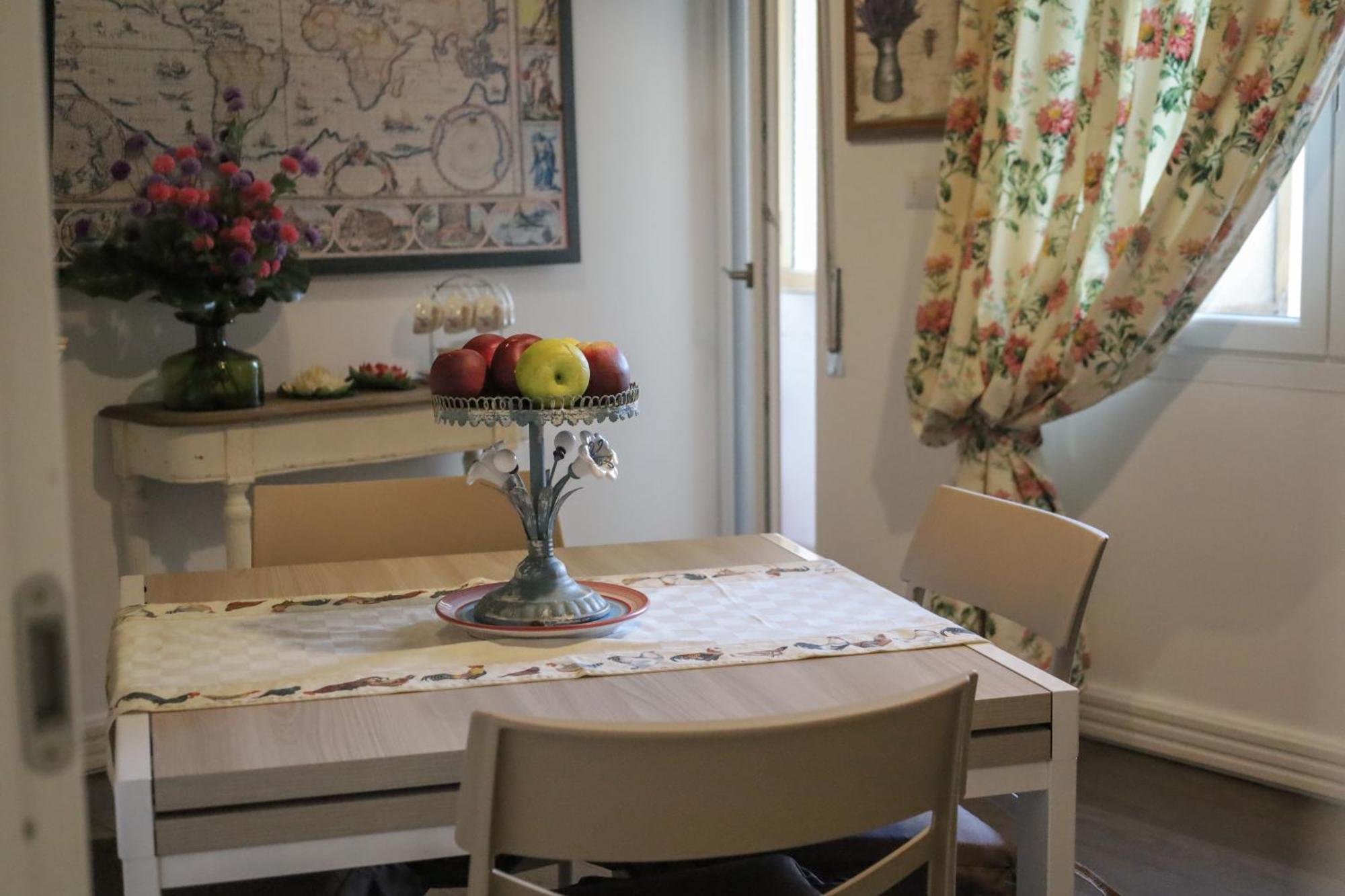 Accademia Apartment 사사리 외부 사진